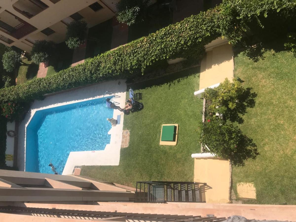 Piscina Y Playa A 200 Mts Apartment Torremolinos